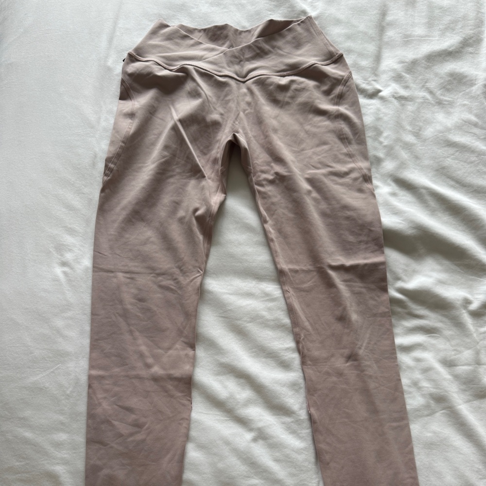 Alphalete Women's Leggings - Light Pink